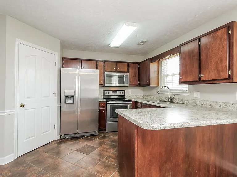 2625 Weatherford St — Photo 8