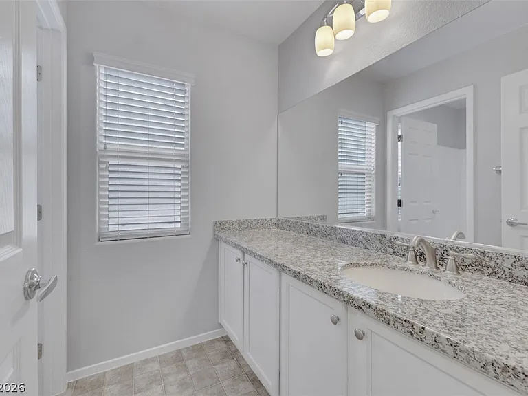 89 Sertata Ct — Photo 34