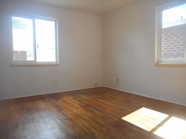 1559 G St — Photo 11
