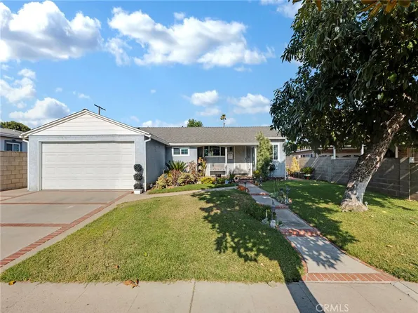 8436 Costello Ave, Panorama City, CA 91402