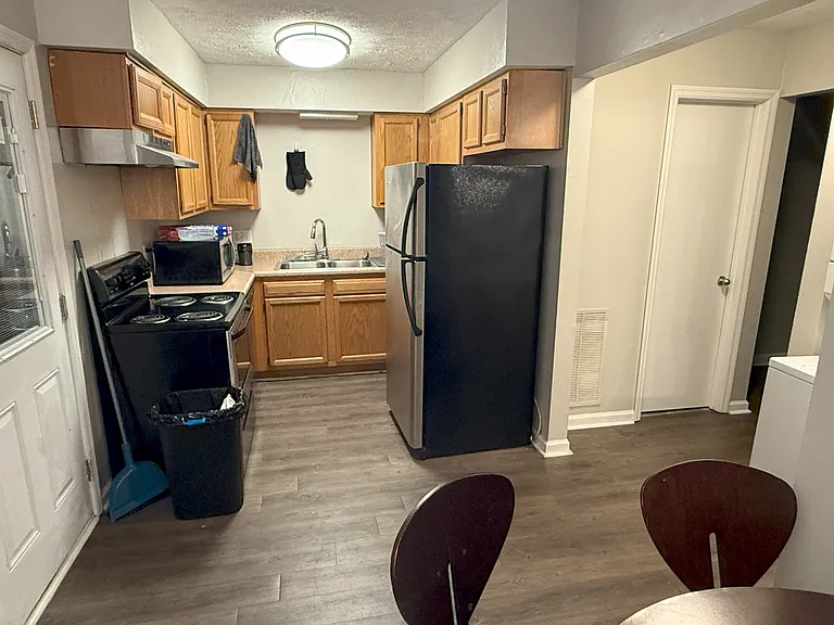 715 W Glenn Ave #60-B — Photo 7