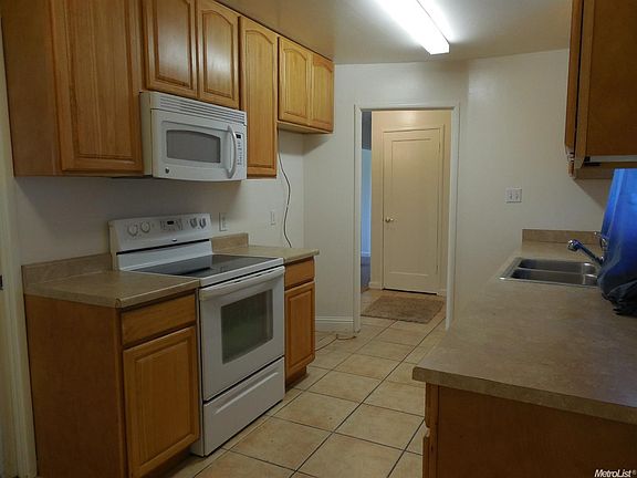 2nd image of 1405 Morse Ave