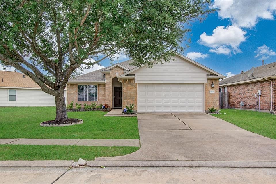 1st image of 5823 Plantation Crest Drive