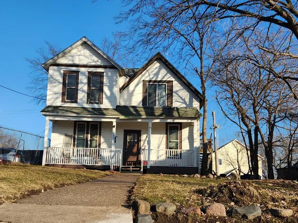 902 Forest St, Saint Paul, MN 55106