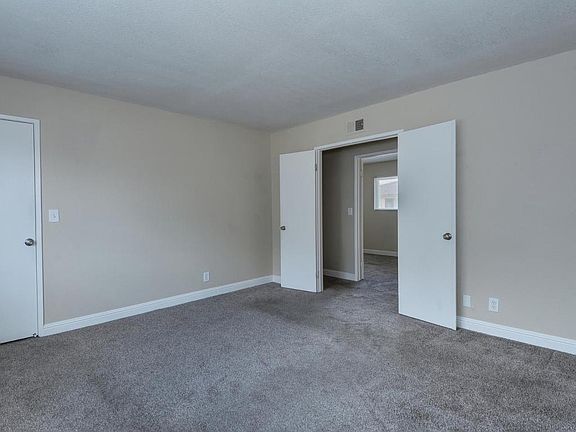 3rd image of 1727 De Marietta Ave