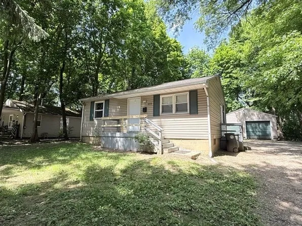 888 Garfield St, Akron, OH 44310