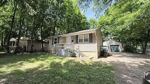 888 Garfield St Photo 1