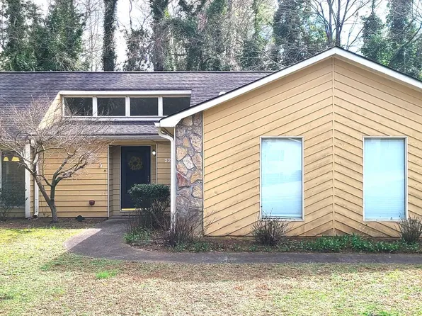 2228 N Woods Ct, Marietta, GA 30066