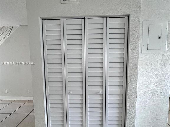 4th image of 4605 NW 9th Dr #4605