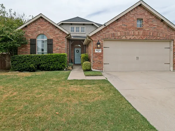 9913 Chrysalis Dr, Fort Worth, TX 76131