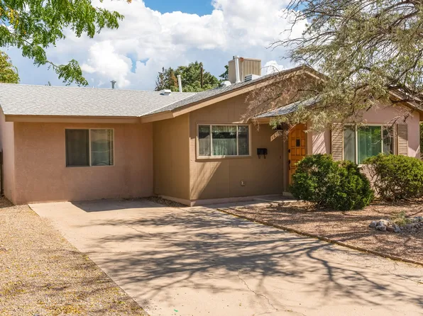 1616 Erbbe St NE, Albuquerque, NM 87112