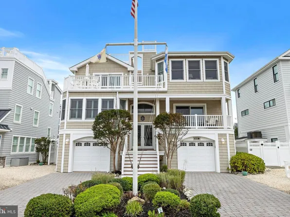 109 E Texas Ave, Brant Beach, NJ 08008