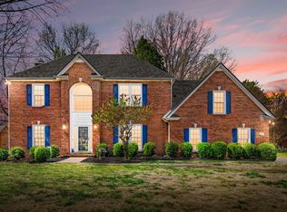 206 Longwood Ln, Clarksville, TN 37043