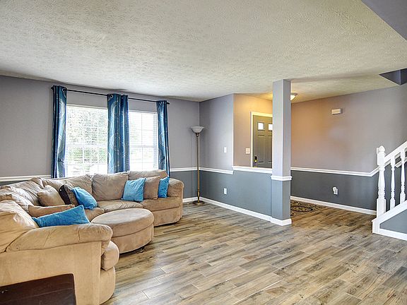 5th image of 140 Hawkins Ct