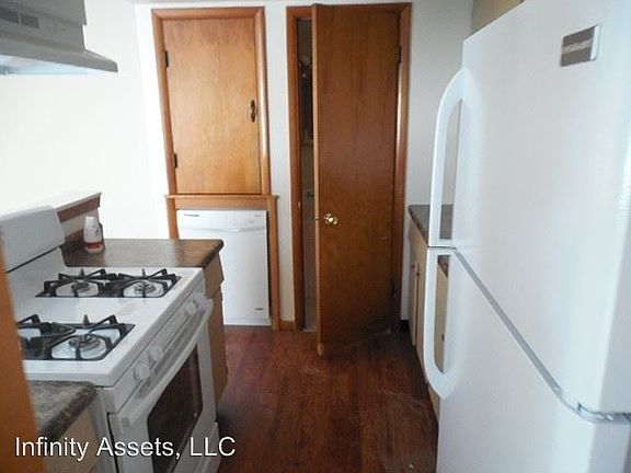5th image of 1516 Muldoon Dr