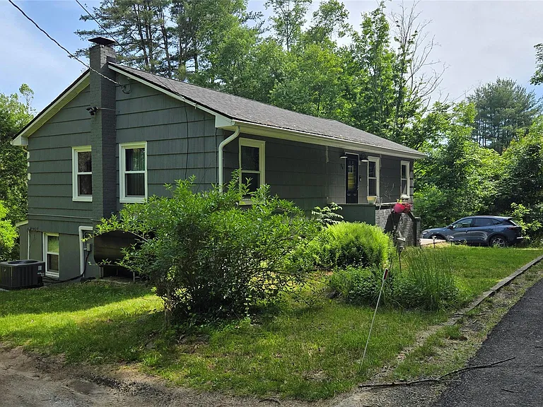 24 Andrew Paye Rd — Photo 2
