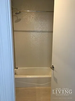 Rented by NY Living Solutions | media 24