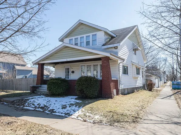 1056 Watson St SW, Grand Rapids, MI 49504