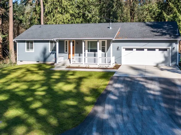 2801 Huckleberry Lane, Camano Island, WA 98282