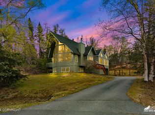 6856 Double Tree Ct, Anchorage, AK 99507