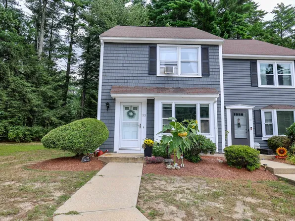 33 Blossom Lane, Merrimack, NH 03054