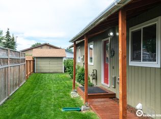 10054 Thimble Berry Dr, Anchorage, AK 99515