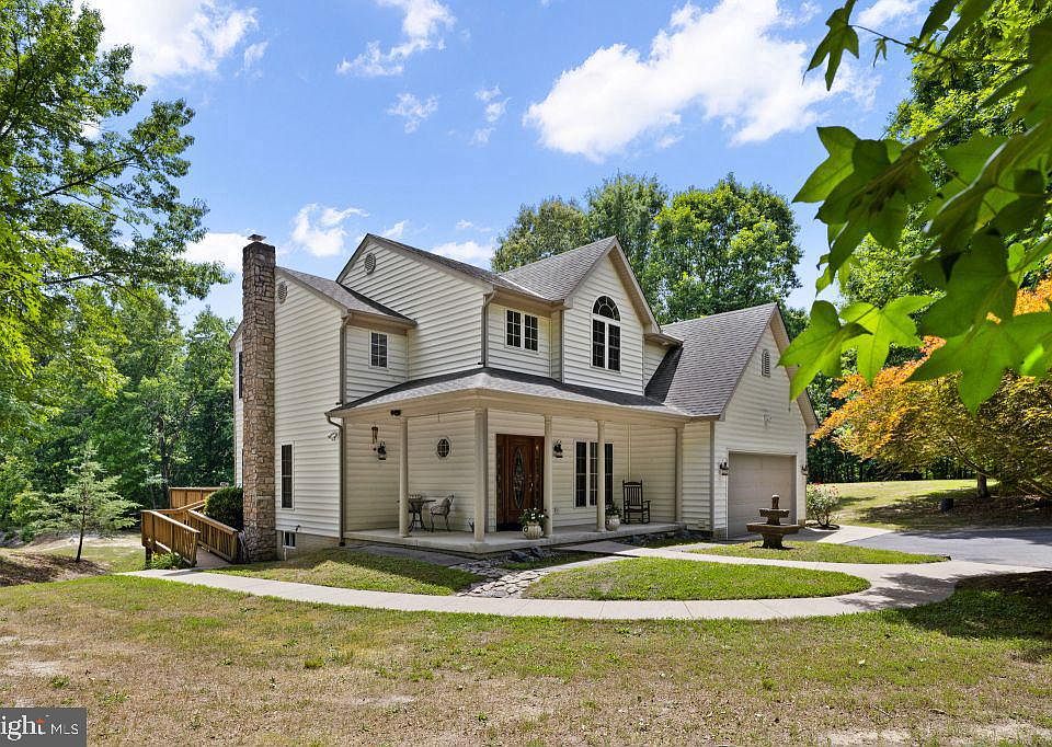 1st image of 7601 Tributary Ct