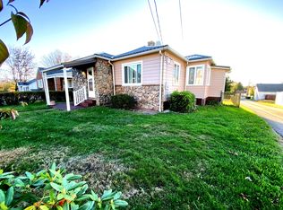 2 Lucille Ave, Uniontown, PA 15401