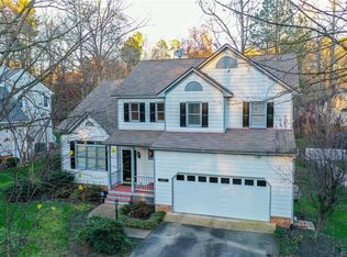5901 Rosebay Forest Rd, Midlothian, VA 23112