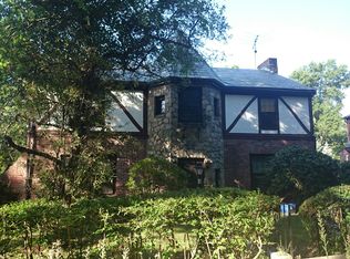 98 Wallis Rd, Brookline, MA 02467