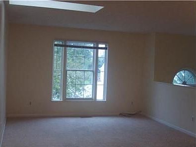 5th image of 473 Wren Ct