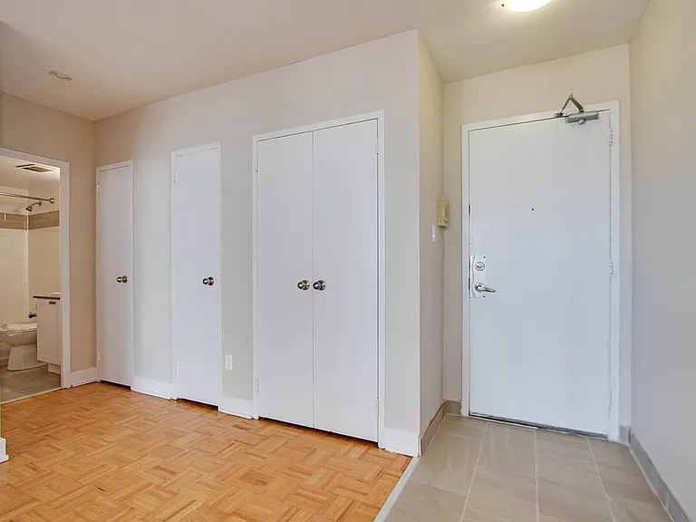 80 Forest Manor Rd — Photo 7