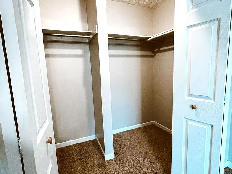8012 Bayou Fountain Ave — Photo 10