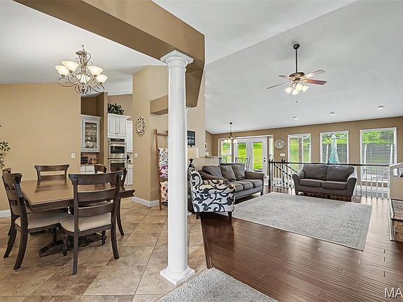 5th image of 794 Berrywine Ln