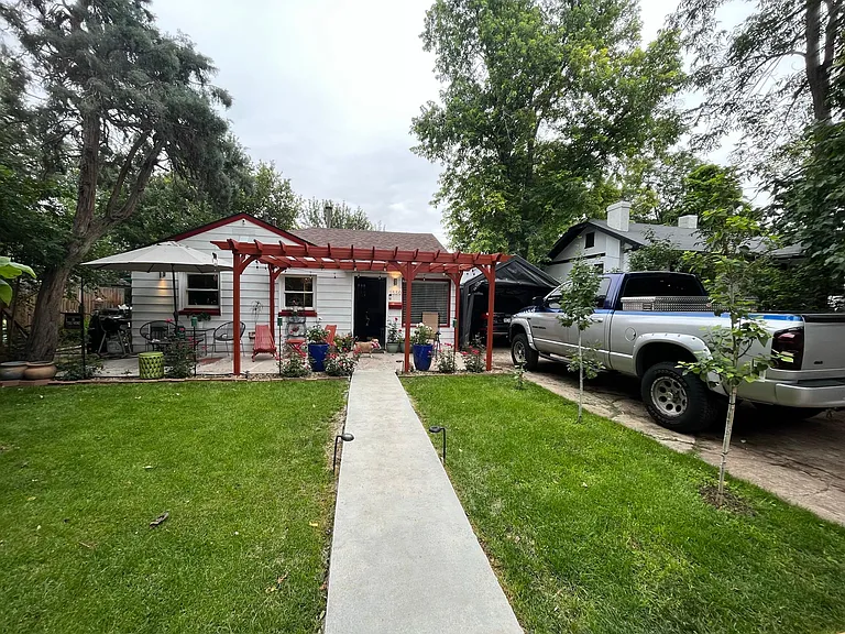 1550 Willow St — Photo 1