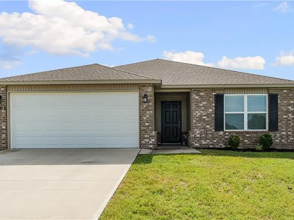 1405 S Corsac St, Siloam Springs, AR 72761