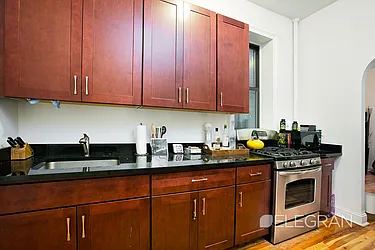 Rented by (Legacy) Elegran