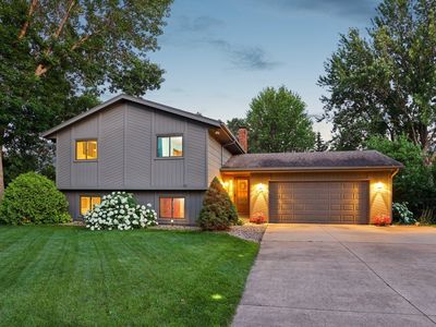 1718 13th Ave W, Shakopee, MN, 55379