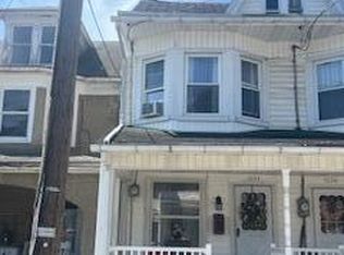 1034 W Walnut St, Coal Township, PA
