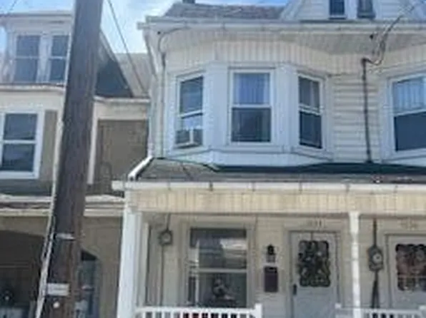 1034 W Walnut St, Coal Township, PA 17866