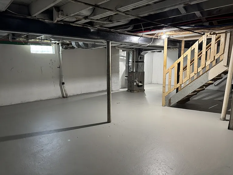 20246 Bloom St — Photo 15