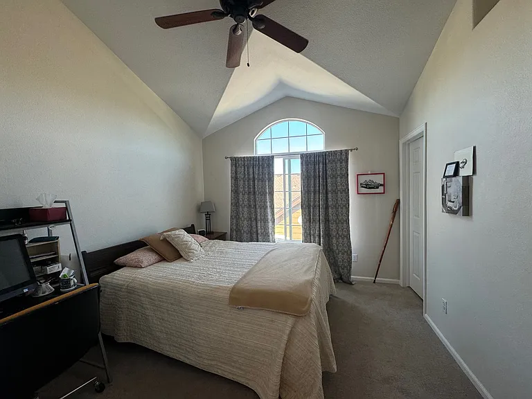 1652 Cherry Hills Ln — Photo 27