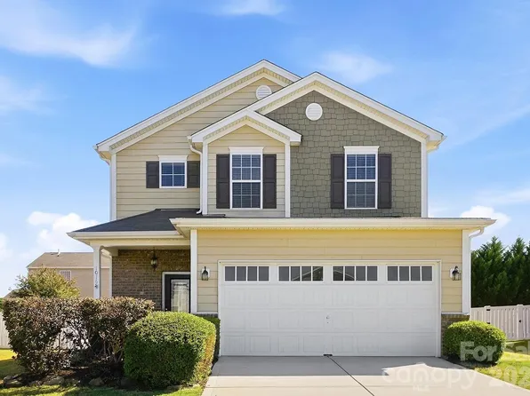 1016 Garden Web Rd, Indian Trail, NC 28079