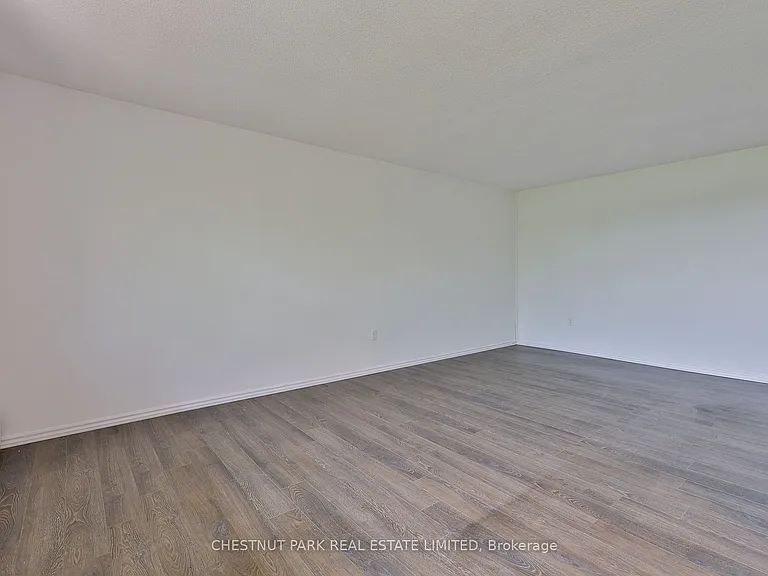 900 Glen St #512 — Photo 13