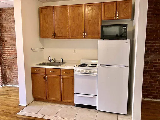 Rented by Compass | media 3