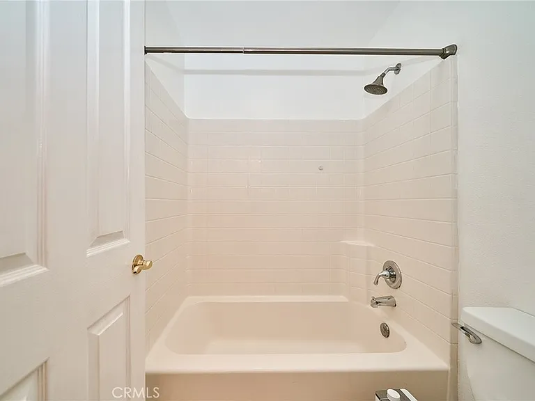 6377 Peach Ave — Photo 19