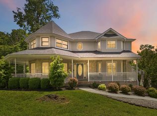 414 Lake Forest Dr, Somerset, KY 42503