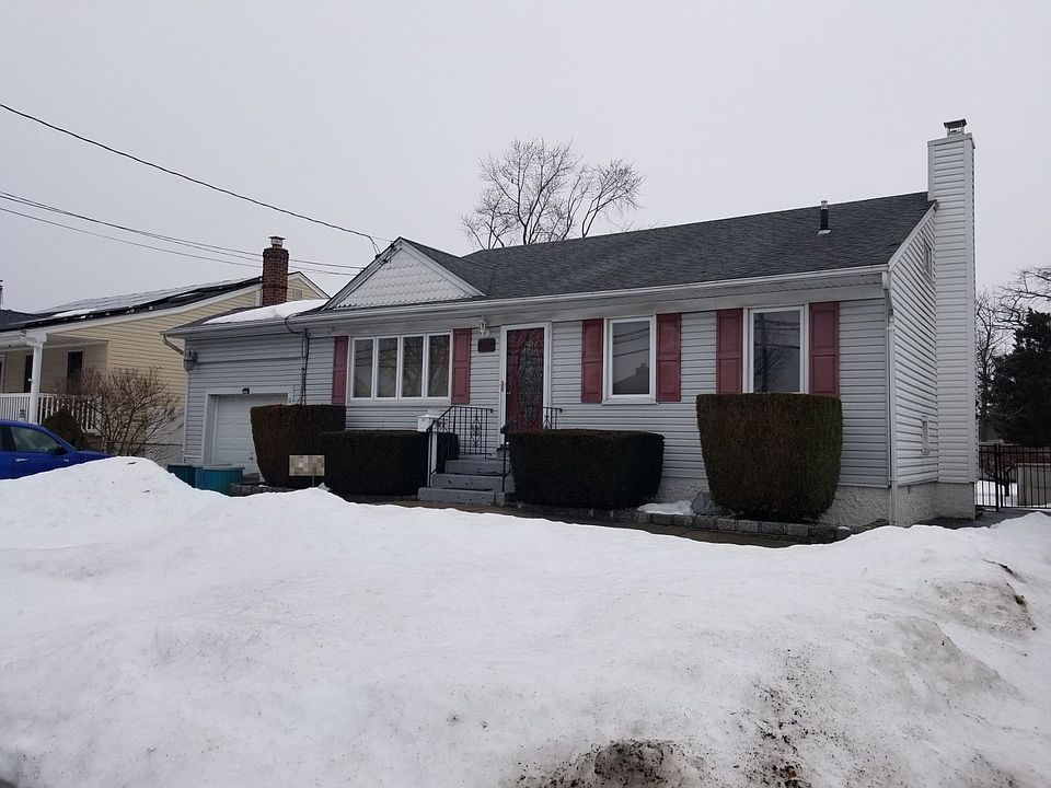 2nd image of 595 Heathcote Rd