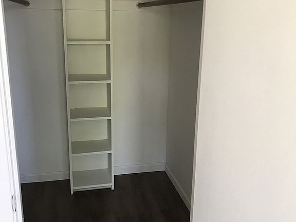 3rd image of 229 Mar Vista Dr APT C
