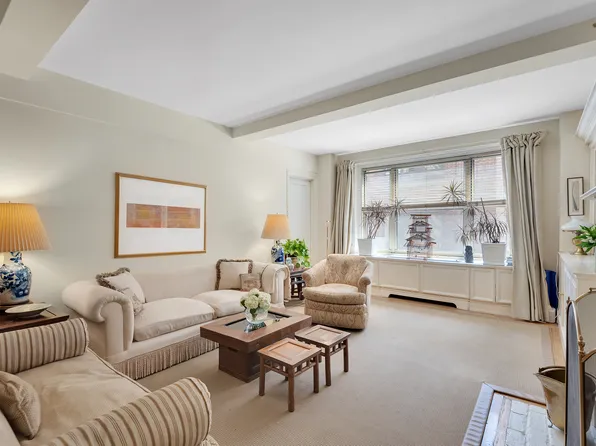 434 East 52nd Street 6A image 1 of 11
